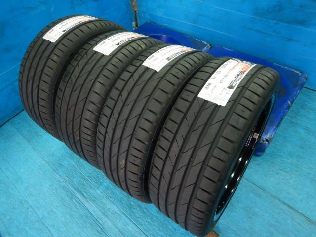 ＢＭＷ　１シリーズ　パーツ情報
BMW1シリーズ（F20系）エディションシャドー純正18インチ新品タイヤ付きセット入庫です！
BMW純正ダブルスポーク719M　18インチ
1シリーズ、2シリーズクーペ、3シリーズ、Z4、Z3などに！