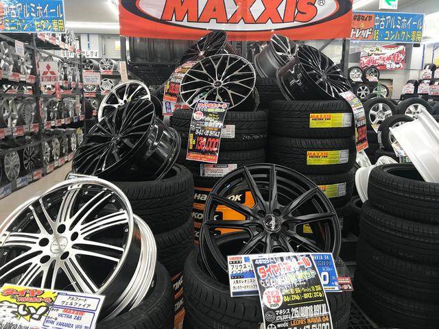 カー用品専門店、イエローハットの系列店です