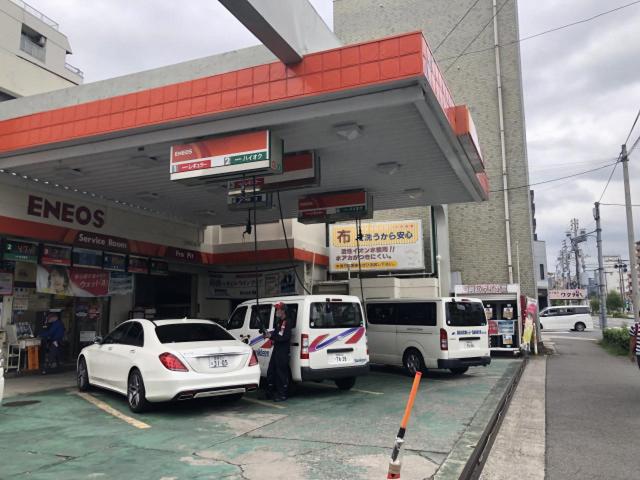 新車市場　松山湊町店