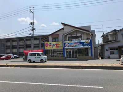 新車市場　　砥部Ｒ３３号店の画像