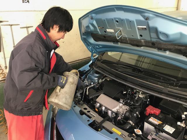 オイル交換だけでもお気軽にご来店ください。