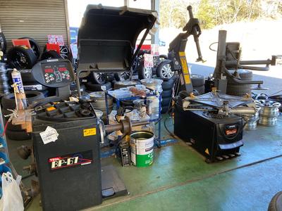 タイヤ・ホイールの持込取付も大歓迎♪