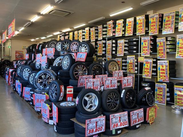 新品＆中古タイヤ販売、タイヤ買取、持ち込みタイヤ交換等お任せ下さい。