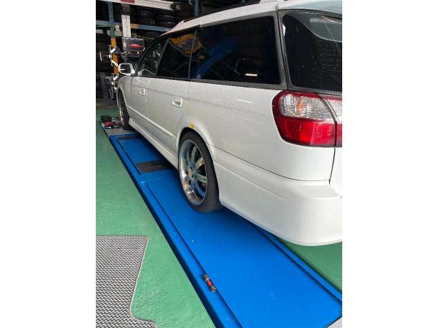 スバルレガシーの車高調取付