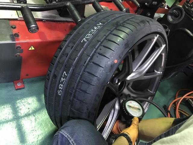 Ｍ４　タイヤ組込み