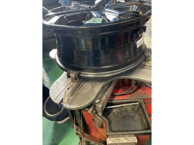 クライスラー　Jeep  持込タイヤ交換