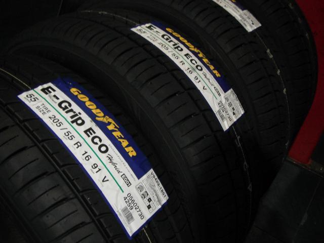 サイオン　ｘB　新品　タイヤ　グッドイヤー　205/55R16　4本　交換　三重県　松阪市　ミスタータイヤマン