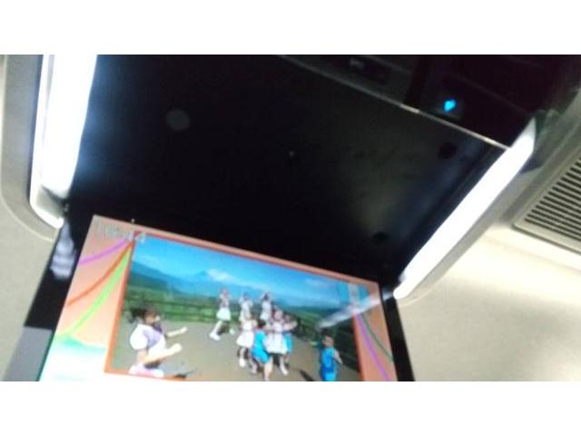 トヨタ　ハイエースワゴン　①　フリップダウンモニター取付　沖縄県　沖縄市　うるま市　恩納村　読谷村　嘉手納町　宜野湾市　北谷町