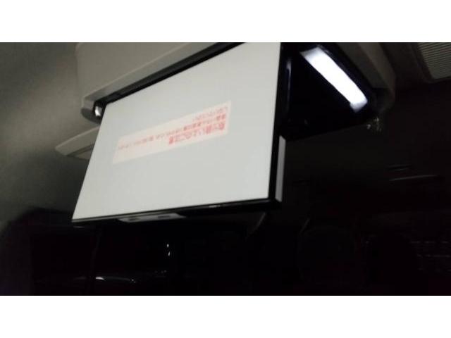 トヨタ　ハイエースワゴン　①　フリップダウンモニター取付　沖縄県　沖縄市　うるま市　恩納村　読谷村　嘉手納町　宜野湾市　北谷町