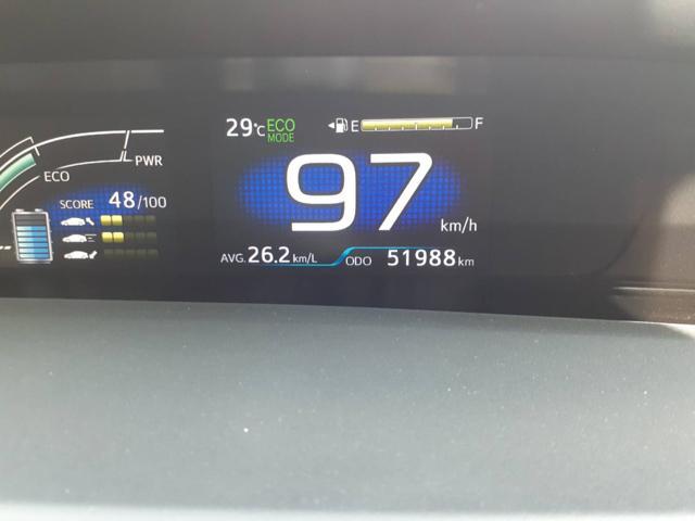 トヨタ　プリウス　カーエアコンサービスステーション　エアコン冷え改善　エアコンガス充填　エアコンクリーニング　沖縄県　沖縄市　うるま市　恩納村　読谷村　宜野湾市　北谷町