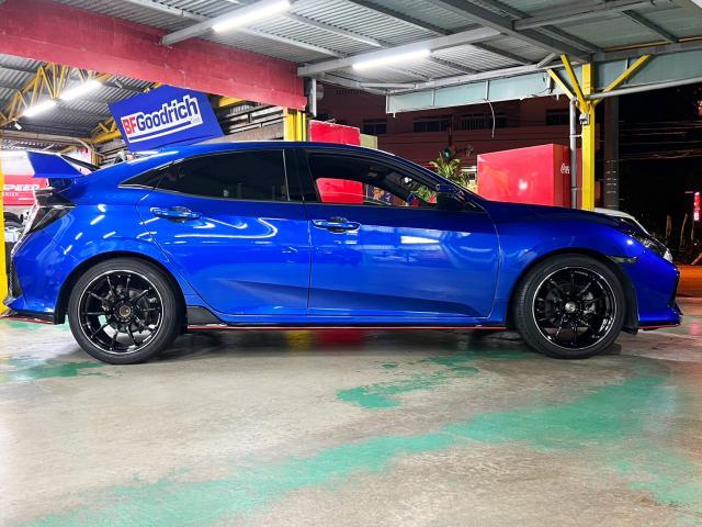 中古 ホイール交換 ホンダシビック(FK7) YOKOHAMA ADVAN RZⅡ 中古 ホイール交換 ホンダシビック(FK7) YOKOHAMA ADVAN RZⅡ