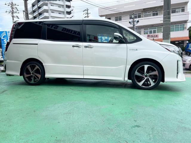 新品 ホイール交換 トヨタ ノア80系 トヨタ モデリスタ ウィング 新品 ホイール交換 トヨタ ノア80系 トヨタ モデリスタ ウィング
