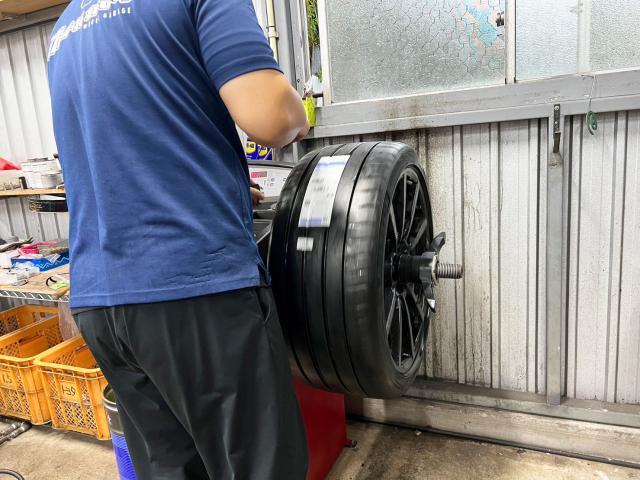 新品　タイヤ交換　ポルシェ ボクスター　MICHELIN PILOT SPORT 4S 235/35R20　沖縄県　沖縄市　北中城村　うるま市　中城村　宜野湾市