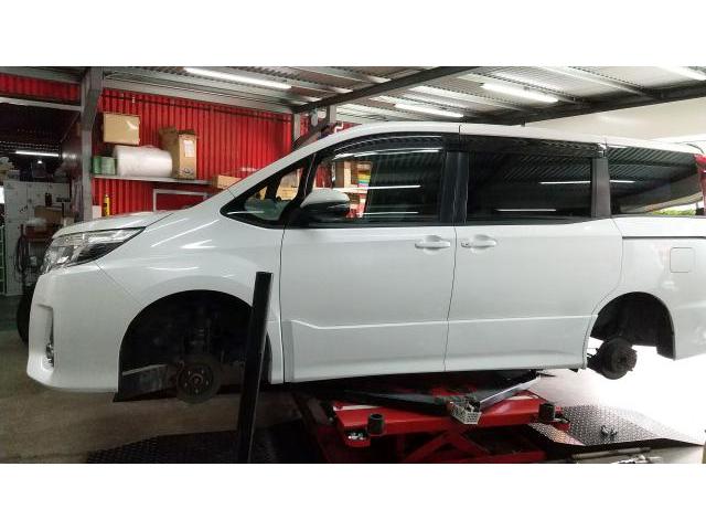 新品　タイヤ交換　トヨタ ノア　ダンロップ(DUNLOP) ENASAVE RV505 205/60R16　沖縄県　沖縄市　北中城村　うるま市　中城村　宜野湾市