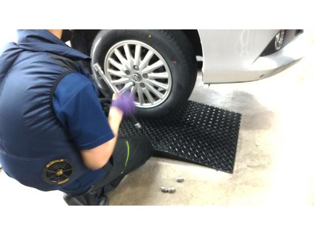 新品　タイヤ交換　トヨタ ノア　PIRELLI POWERGY 195/65R15　沖縄県　沖縄市　北中城村　うるま市　中城村　宜野湾市