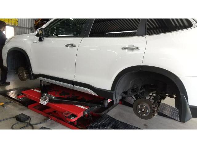 新品　タイヤ交換　スバル フォレスター　DUNLOP VEURO VE304 225/55R18　沖縄県　沖縄市　北中城村　うるま市　中城村　宜野湾市