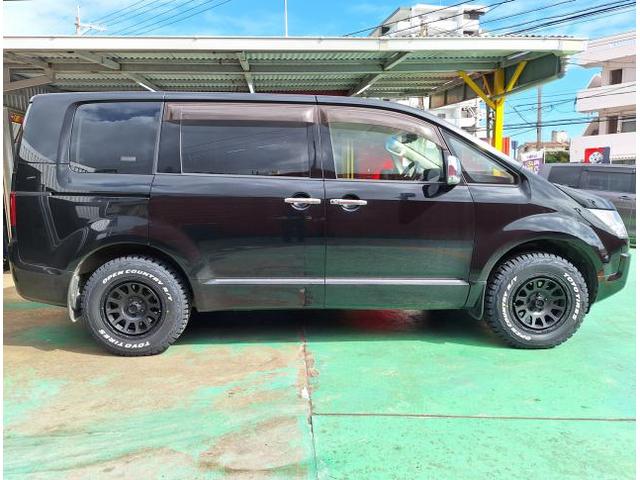 新品　ホイール交換　三菱 デリカD:5　デルタフォース 16×7J　TOYO OPEN COUNTRY R/T 225/70R16　沖縄県　沖縄市　北中城村　うるま市　中城村　宜野湾市