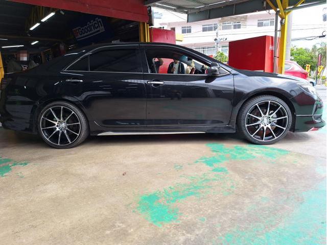 中古 ホイール交換 トヨタ カムリ 5ZIGEN D-EURO SPORT 20×8.5J/9.5J MINERVA 245/50R20 沖縄県 沖縄市 北中城村 うるま市 中城村 宜野湾市