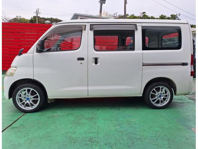 中古 ホイール交換 トヨタ タウンエース ブリヂストンエコフォルム 16×6.5J MINERVA 195/50R16 沖縄県 沖縄市 北中城村 うるま市 中城村 宜野湾市
