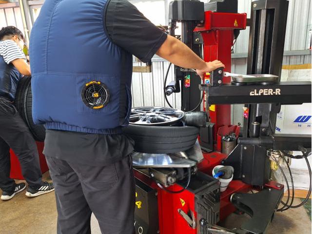 新品　タイヤ交換　ダイハツ ウェイク　グッドイヤー 165/55R15　沖縄県　沖縄市　北中城村　うるま市　中城村　宜野湾市