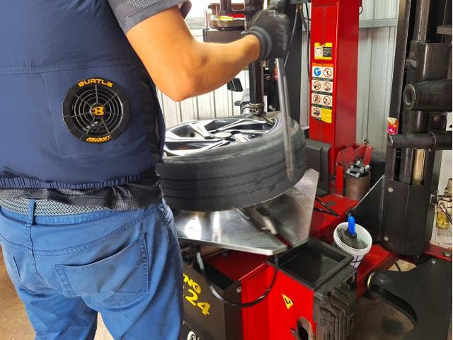 新品　タイヤ交換　ダイハツタント　DUNLOP ENASAVE EC202L 165/55R15　沖縄県　沖縄市　北中城村　うるま市　中城村　宜野湾市