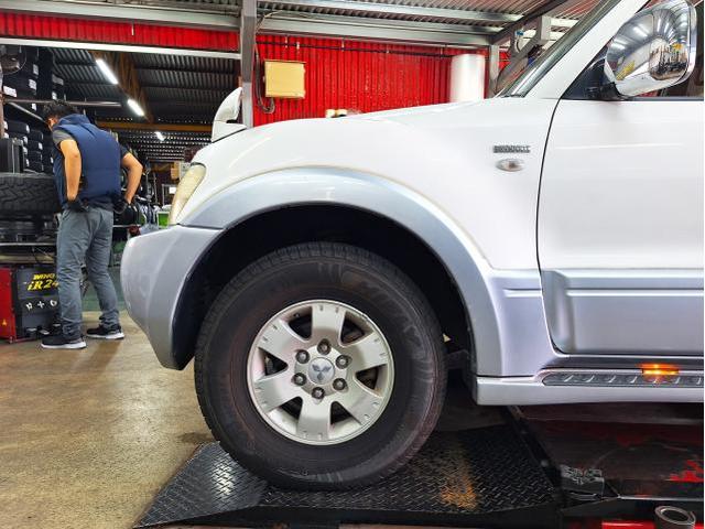 新品 ホイール交換 三菱 パジェロ NITRO POWER H6 SLUG 17×6.5J TOYO OPEN COUNTRY R/T 265/65R17 沖縄県 沖縄市 北中城村 うるま市 中城村 宜野湾市