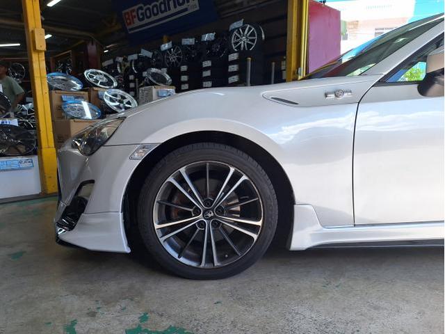 新品　ホイール交換　トヨタ 86　CROSS SPEED CR10 18×7.5J　RADAR 225/45R18　沖縄県　沖縄市　北中城村　うるま市　中城村　宜野湾市