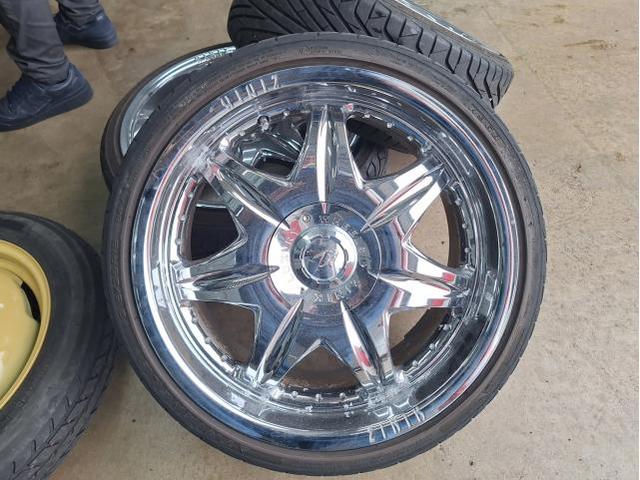 中古 ホイール交換 トヨタ プリウス RAYS BLACK FLEET V210 19×8J RADAR 225/35R19 沖縄県 沖縄市 北中城村 うるま市 中城村 宜野湾市
