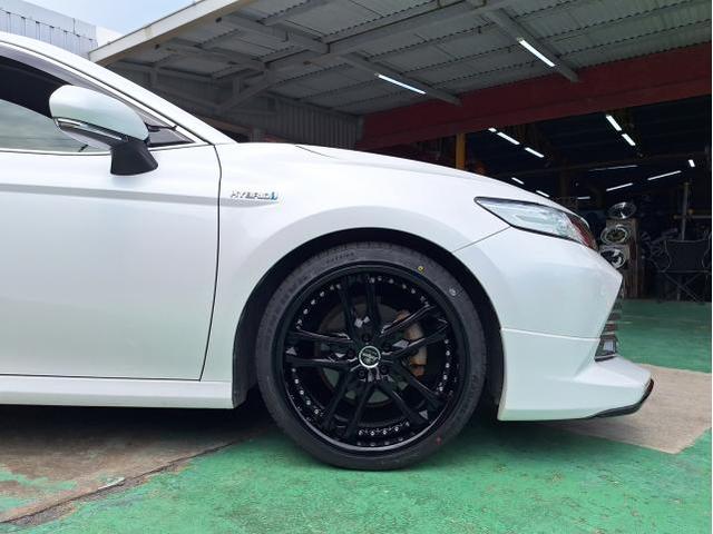 中古 ホイール交換 トヨタ カムリ Kranze Scintill 20×8.5J MINERVA 245/35R20 沖縄県 沖縄市 北中城村 うるま市 中城村 宜野湾市