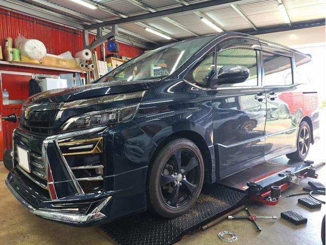中古 ホイール交換 トヨタ ヴォクシー 80系ヴォクシー BBS純正鍛造ホイール 16×6J DUNLOP 205/55R16 沖縄県 沖縄市 北中城村 うるま市 中城村 宜野湾市