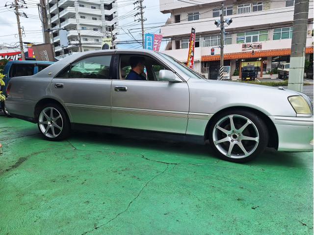 中古　ホイール交換　トヨタ クラウン　YOKOHAMA AVS MODEL7 18×7.5J　ZEETEX 215/40R18　沖縄県　沖縄市　北中城村　うるま市　中城村　宜野湾市