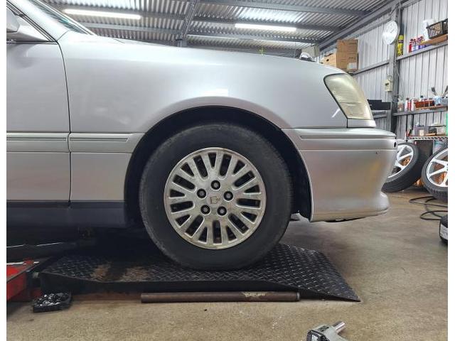 中古　ホイール交換　トヨタ クラウン　YOKOHAMA AVS MODEL7 18×7.5J　ZEETEX 215/40R18　沖縄県　沖縄市　北中城村　うるま市　中城村　宜野湾市