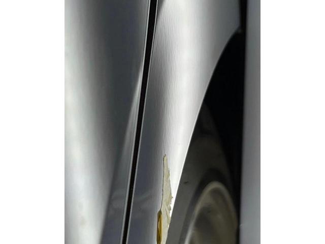 トヨタ　クラウン　デントリペア　フェンダー　凹み直し　沖縄県　沖縄市　うるま市　北中城村　中城村　北谷町　宜野湾市　浦添市　那覇市