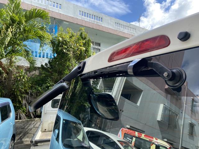 トヨタ　レジアスエース　ワイパーアーム交換　鈑金　車検　整備　点検　福祉車輛　浦添市　宜野湾市　那覇市
