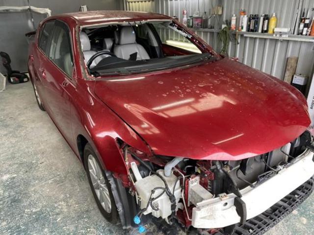 【板金 塗装】LEXUS CT200h ボディ全体の色褪せ・クリア剥げ 全塗装事例　沖縄県　沖縄市　うるま市　恩納村　読谷村　嘉手納町　