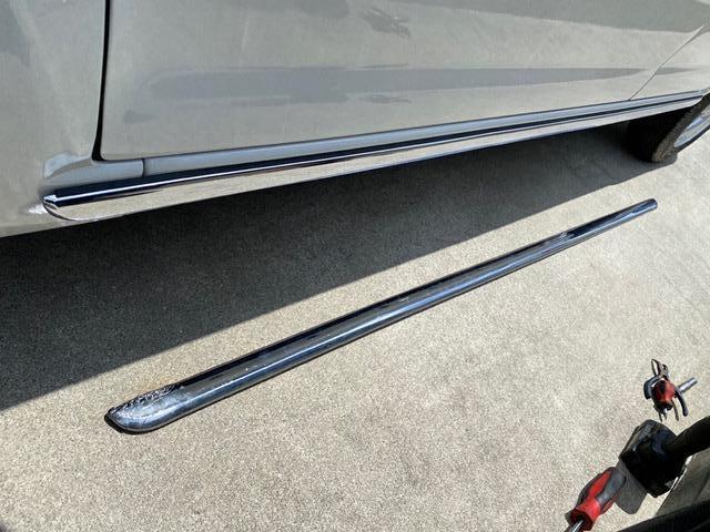 ダイハツ ミラジーノ L650S メッキガーニッシュ取付 ダイハツ ミラジーノ L650S メッキガーニッシュ取付