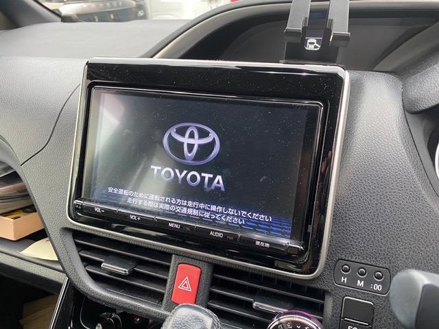 トヨタ ヴォクシー 純正ナビ ロック解除 オーディオ取付 沖縄県 トヨタ ヴォクシー 純正ナビ ロック解除 オーディオ取付 沖縄県