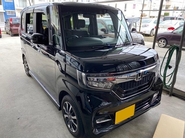 ホンダ　Nボックス　カスタム　ドアバイザー