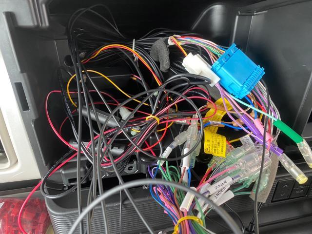 スズキ　ワゴンRスマイル　アンダーコート施工　バッテリー交換　ナビ取付　バックカメラ取付　ドライブレコーダー前後取付　沖縄県　宜野湾市　北谷町　那覇市　豊見城市　読谷村　嘉手納町　浦添市