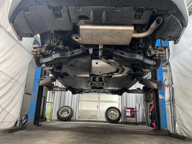 トヨタ　プリウス　塩害コート施工    沖縄県　宜野湾市　北谷町　那覇市　豊見城市　読谷村　嘉手納町　浦添市