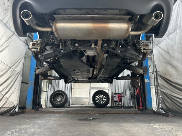 トヨタ　ハリアー　塩害コート施工    沖縄県　宜野湾市　北谷町　那覇市　豊見城市　読谷村　嘉手納町　浦添市