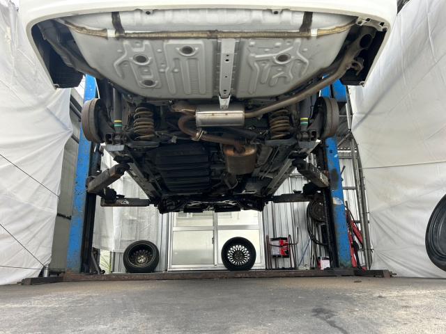 トヨタ　エスクァイア　塩害コート施工   沖縄県　宜野湾市　北谷町　那覇市　豊見城市　読谷村　嘉手納町　浦添市