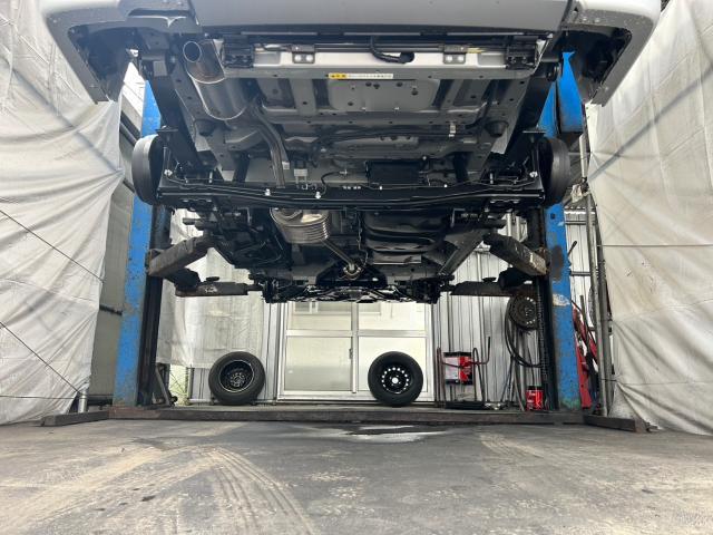 日産　新車ＮＶ２００バネット　塩害コート施工    オプショングリス注入    沖縄県　宜野湾市　北谷町　那覇市　豊見城市　読谷村　嘉手納町　浦添市