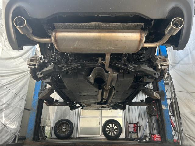 トヨタ　ハリアー　塩害コート施工    沖縄県　宜野湾市　北谷町　那覇市　豊見城市　読谷村　嘉手納町　浦添市