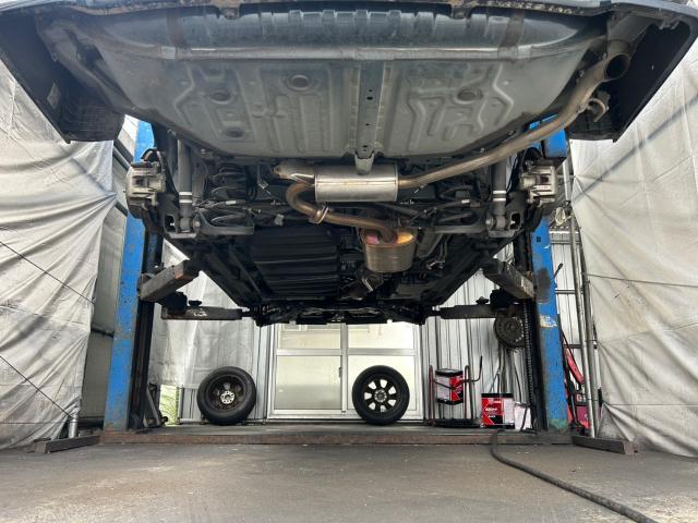 トヨタ　ヴォクシー　塩害コート施工    マフラーコート   沖縄県　宜野湾市　北谷町　那覇市　豊見城市　読谷村　嘉手納町　浦添市