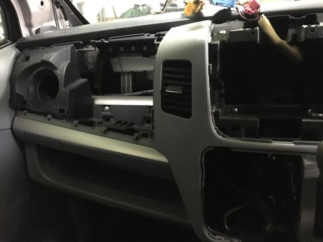 スズキ　ワゴンR　エアコン修理　エバポレーター交換　沖縄県　沖縄市　うるま市　北谷町　嘉手納町　読谷村　宜野湾市