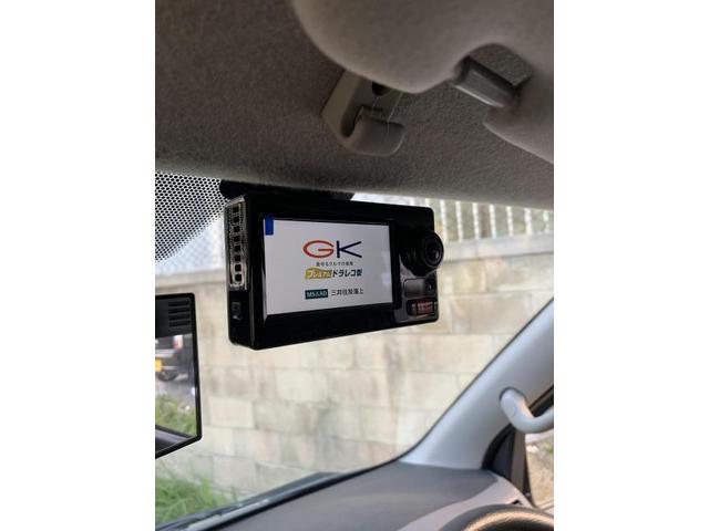 トヨタ ハイエース ドライブレコーダ取付