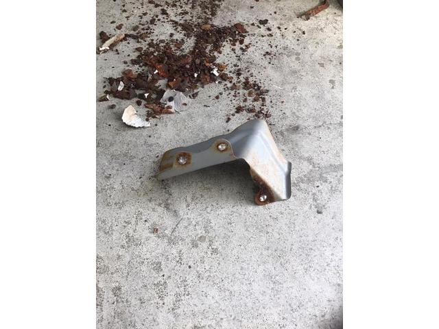 ホンダ　フィットハイブリッド　GP１　②　錆補修　板金塗装　板金修理　沖縄県　沖縄市　うるま市　北谷町　宜野湾市　浦添市　那覇市