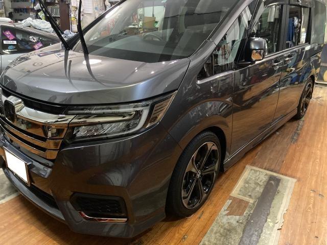 ステップワゴン　磨き　セラミックコーティング