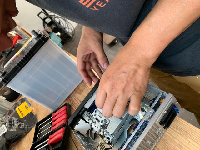 オーディオ修理・取り付け！！